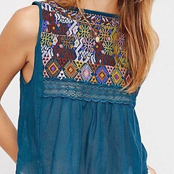 Free People Embroidered Lohri Crop Top - Picture 11 of 11